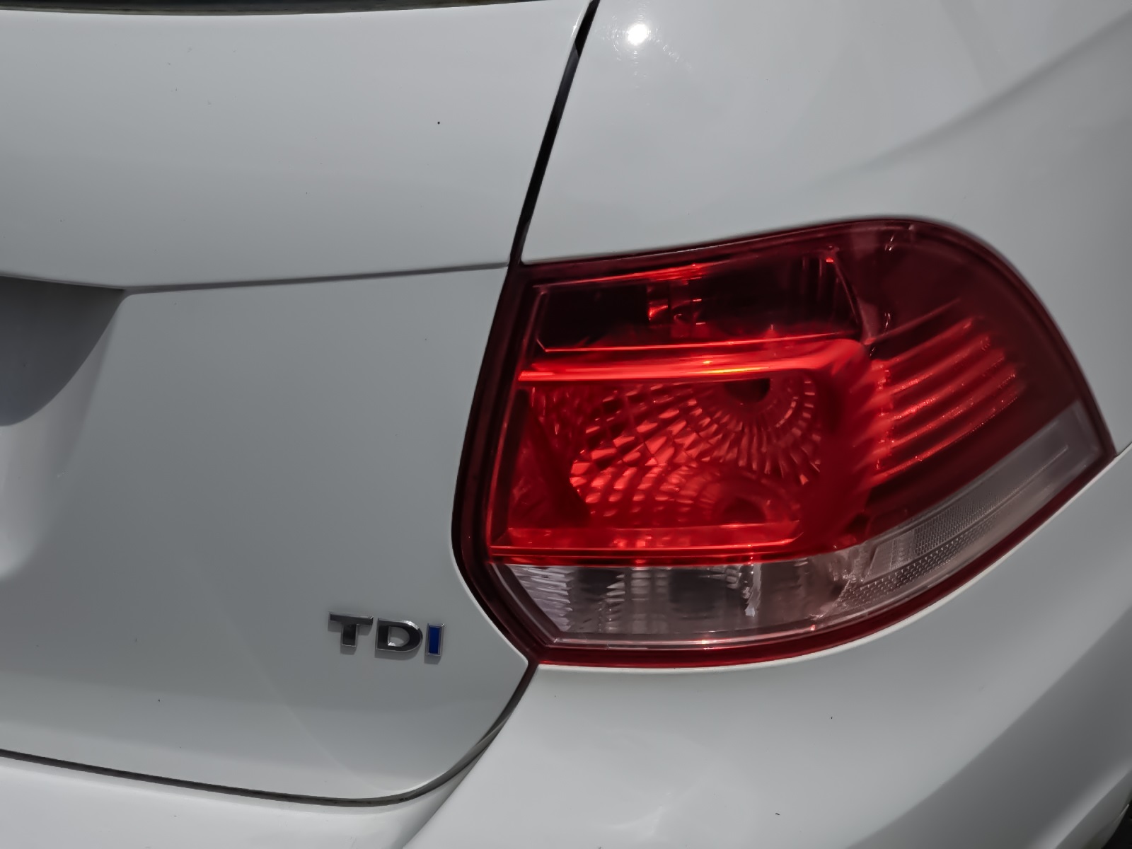 Vehicle image 22 of 27