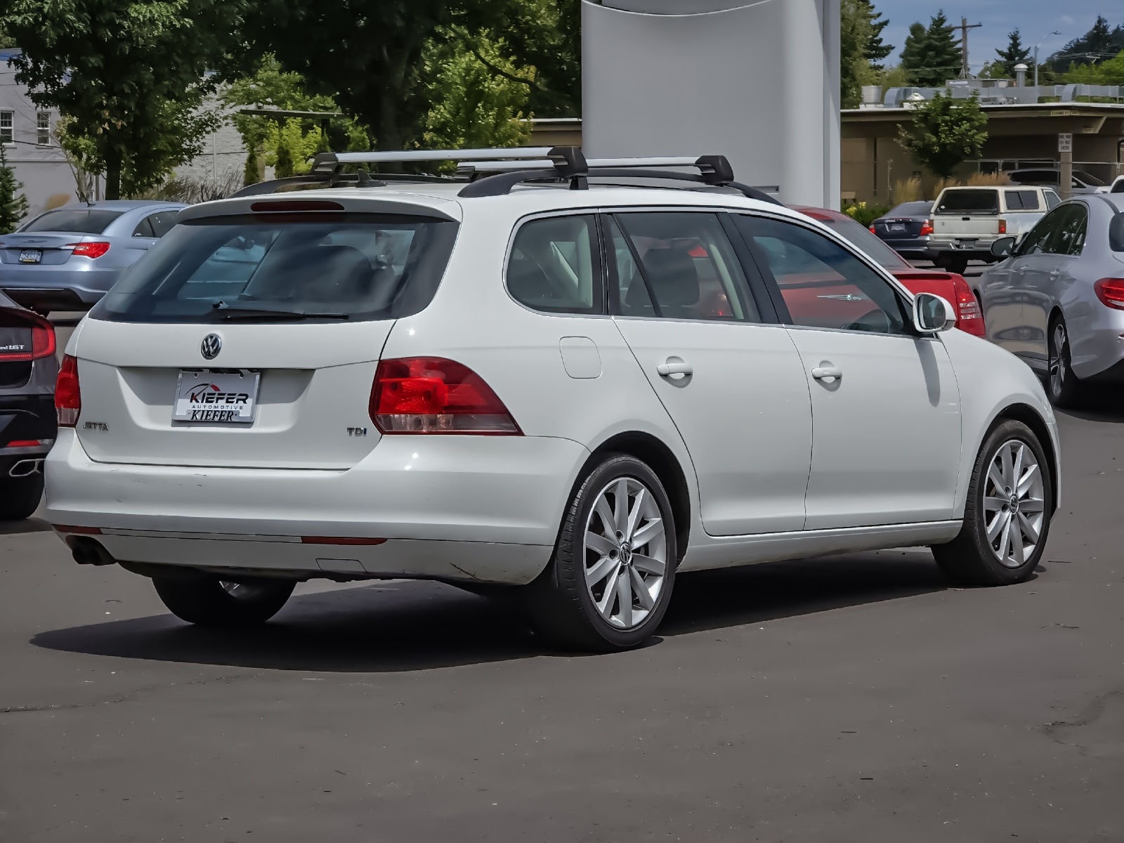 Vehicle image 6 of 27