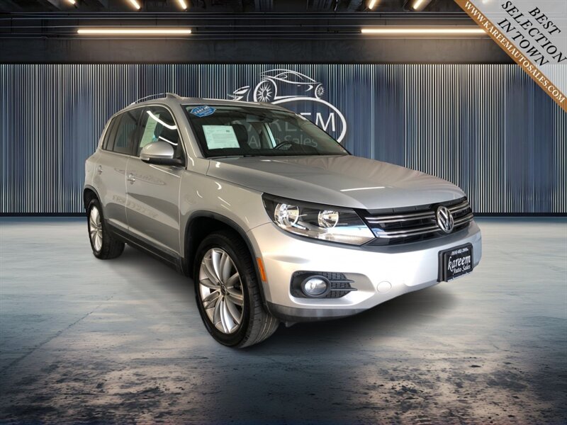 Vehicle image 6 of 23