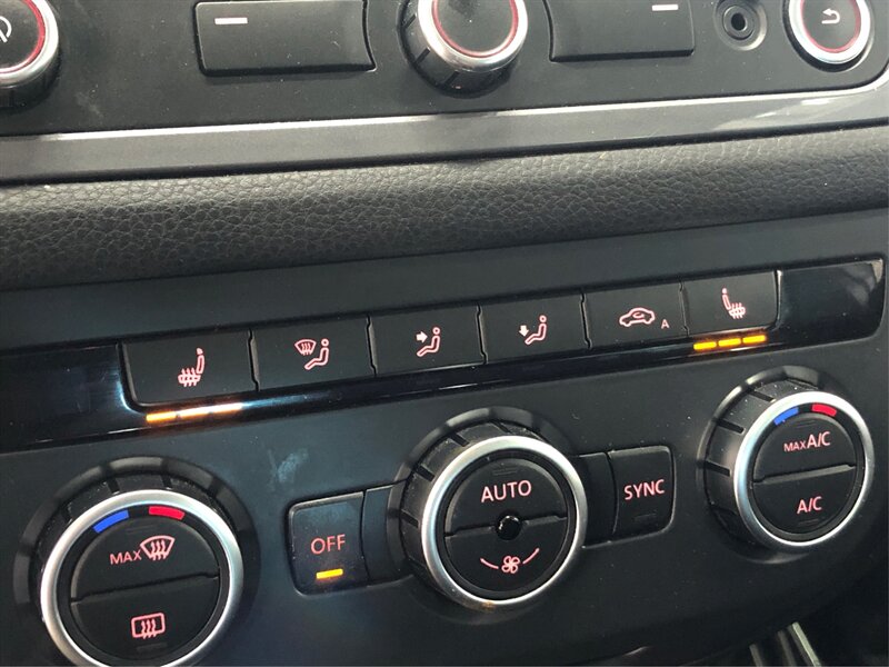Vehicle image 22 of 23