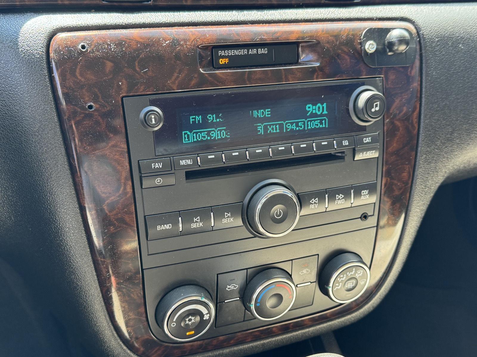 Vehicle image 23 of 41
