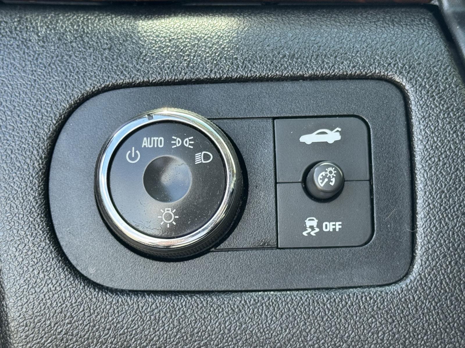 Vehicle image 18 of 41