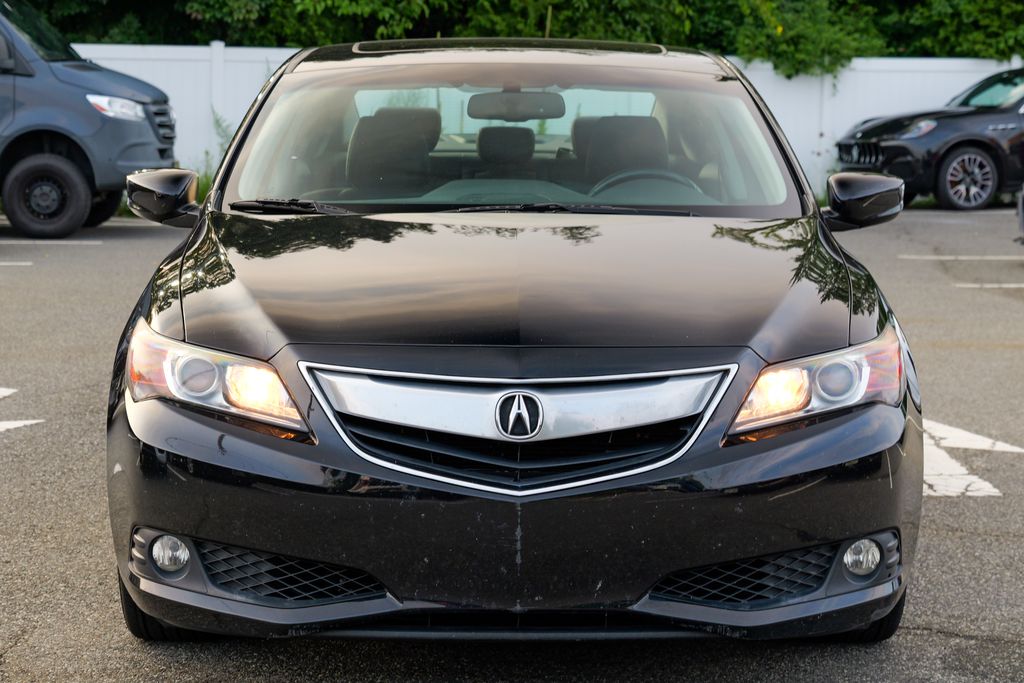 2015 Acura ILX Premium Image 2 of 59