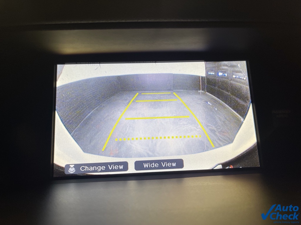 Vehicle image 51 of 64