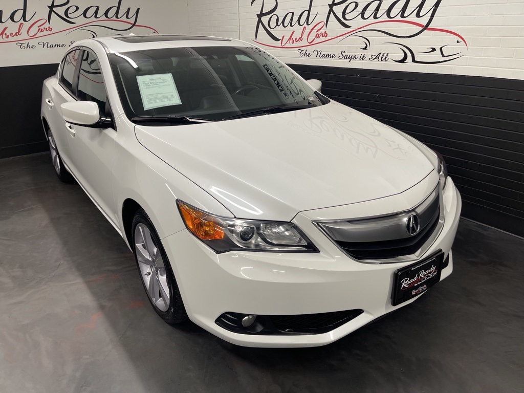 Vehicle image 4 of 64