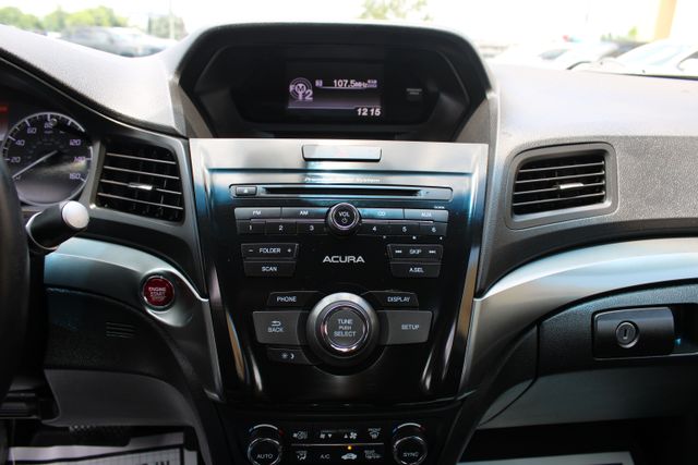 Vehicle image 21 of 34