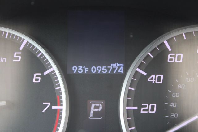 Vehicle image 19 of 34