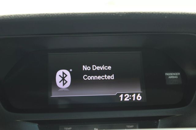Vehicle image 29 of 34