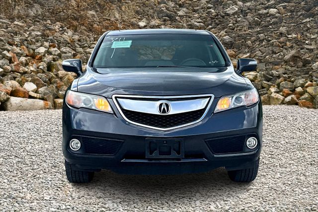 Vehicle image 2 of 32