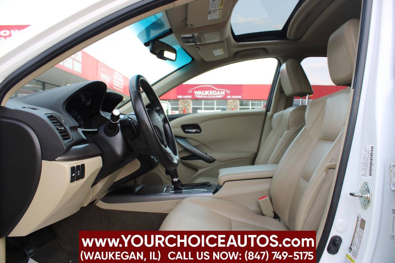 Vehicle image 9 of 42
