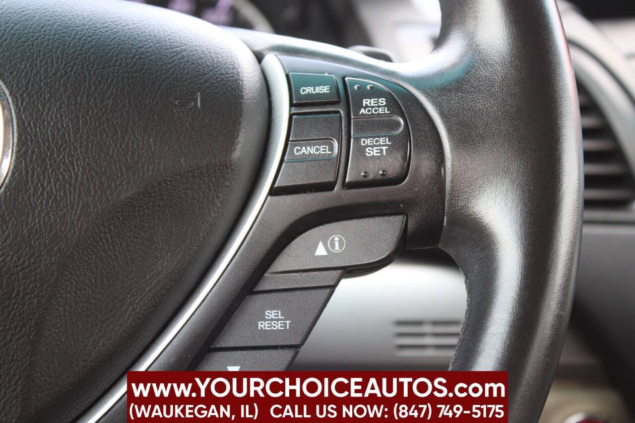 Vehicle image 26 of 42