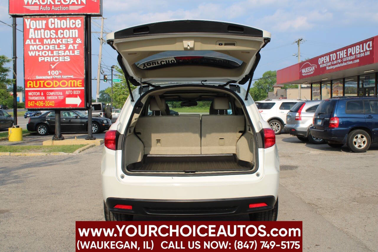 Vehicle image 17 of 42
