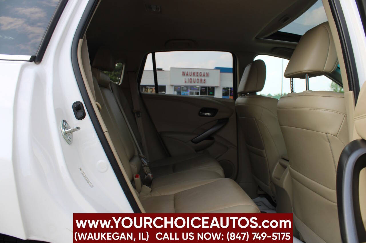 Vehicle image 13 of 42