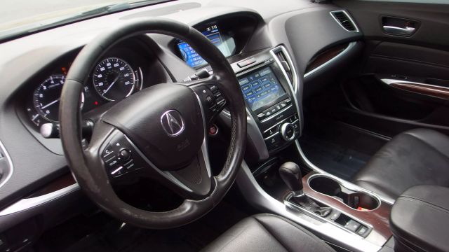 2015 Acura TLX Base Image 18 of 53