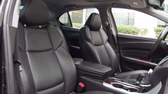 2015 Acura TLX Base Image 40 of 53