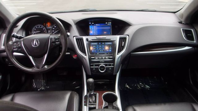 2015 Acura TLX Base Image 25 of 53