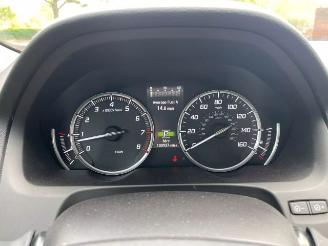 Vehicle image 17 of 20