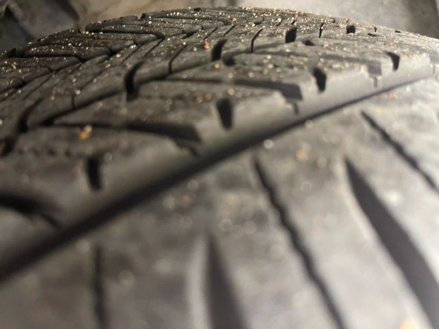 Vehicle image 10 of 20