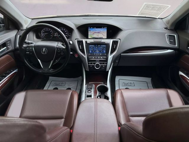 Vehicle image 16 of 24