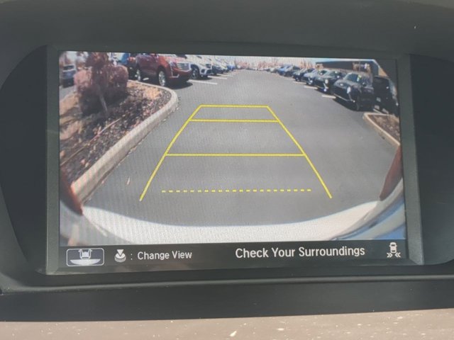 Vehicle image 21 of 31