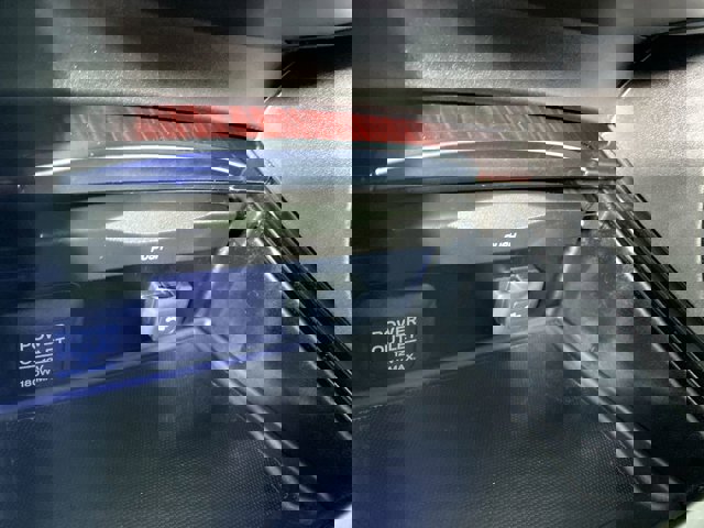 Vehicle image 22 of 34
