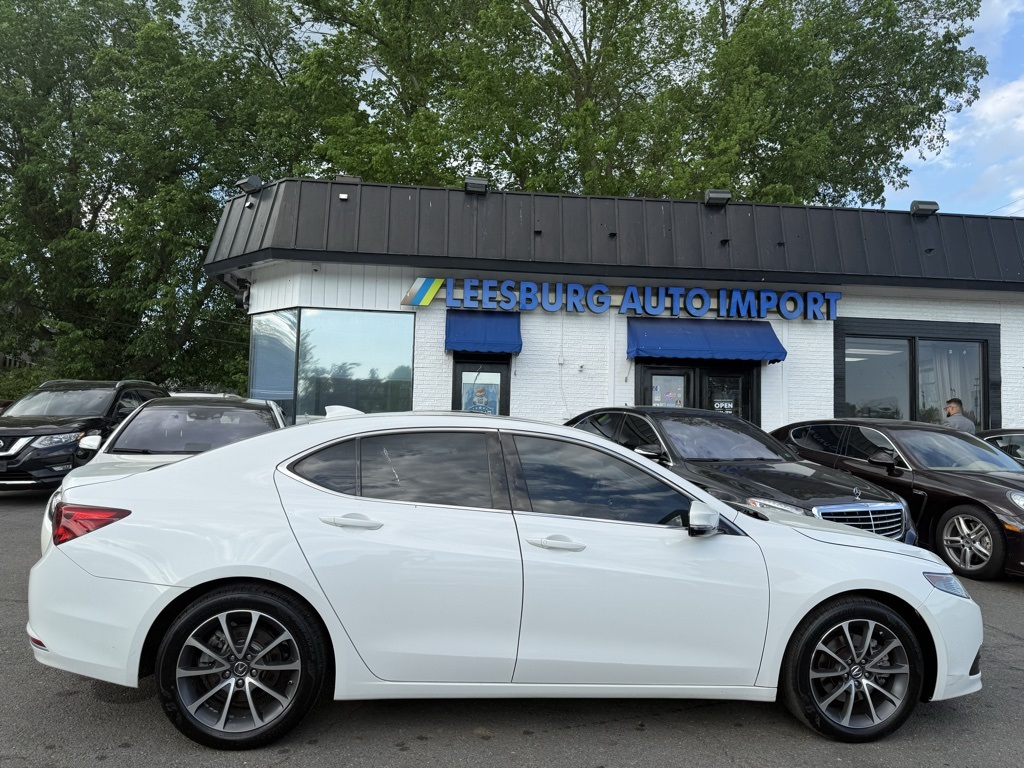 Vehicle image 3 of 30