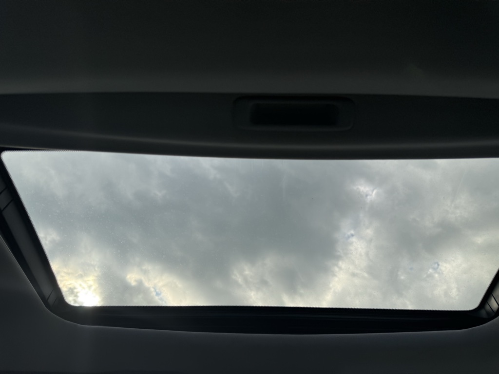 Vehicle image 29 of 30