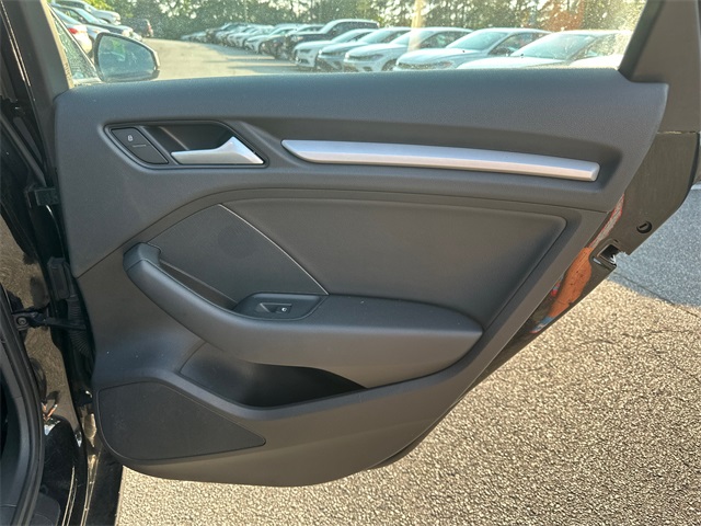2015 Audi A3 1.8T Premium Image 24 of 34