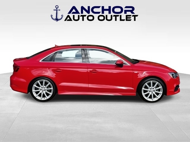 Vehicle image 4 of 41