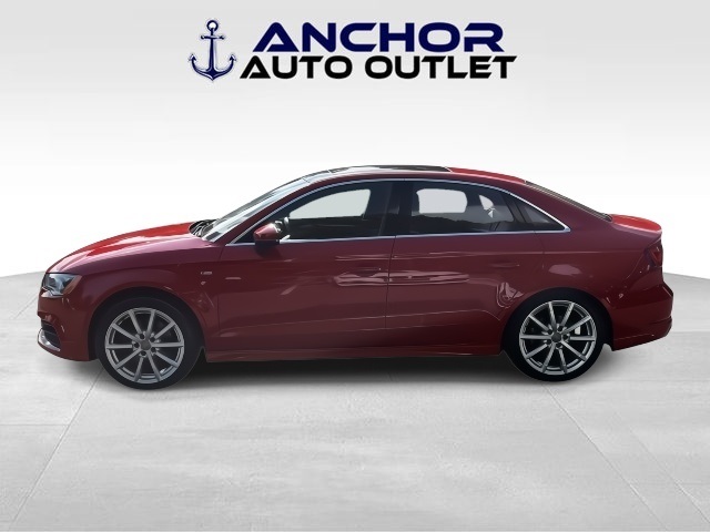 Vehicle image 10 of 41