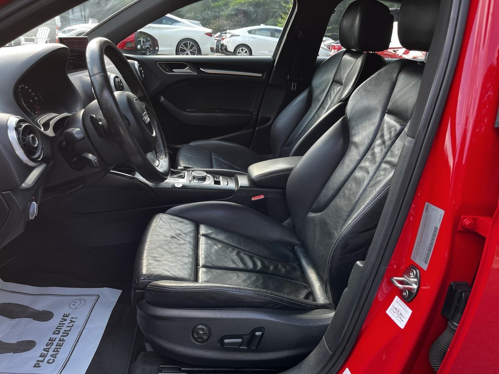 Vehicle image 15 of 41