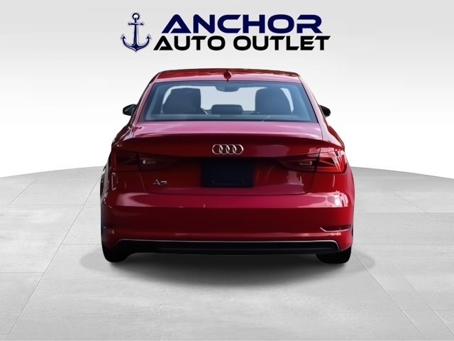 Vehicle image 7 of 41