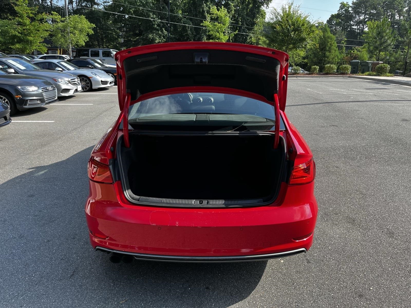 Vehicle image 12 of 41