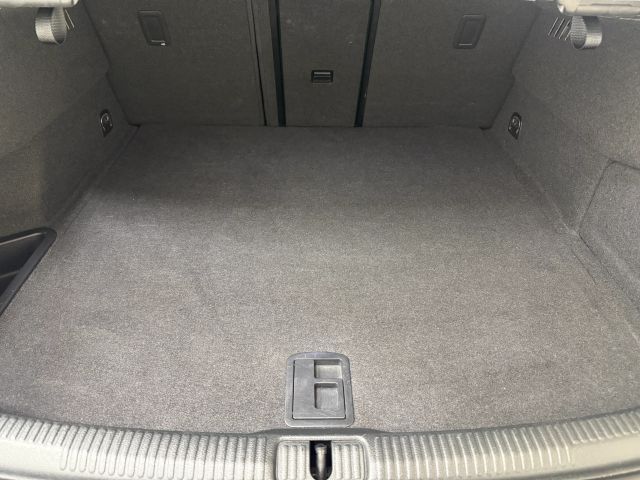 Vehicle image 18 of 66