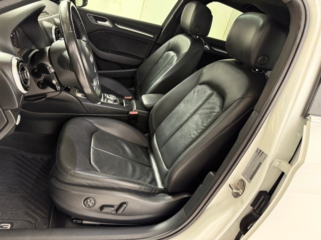 Vehicle image 26 of 66