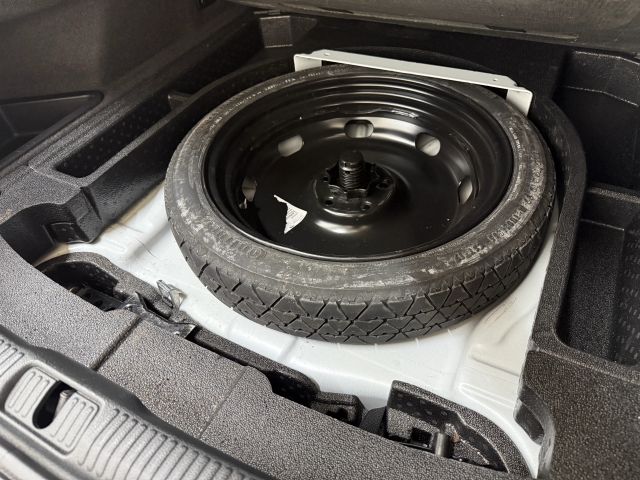 Vehicle image 50 of 66