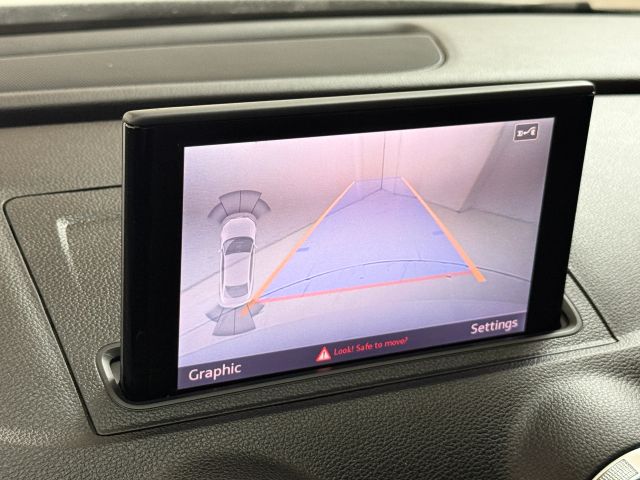 Vehicle image 40 of 66