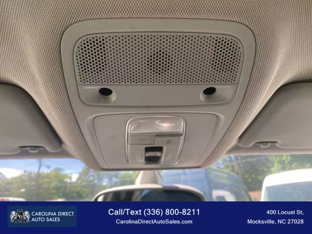 Vehicle image 47 of 50