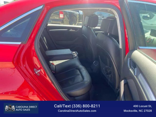 Vehicle image 39 of 50