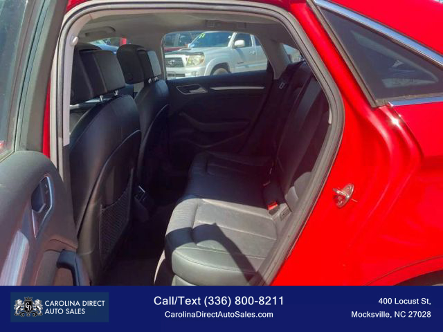Vehicle image 21 of 50
