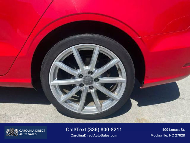 Vehicle image 19 of 50