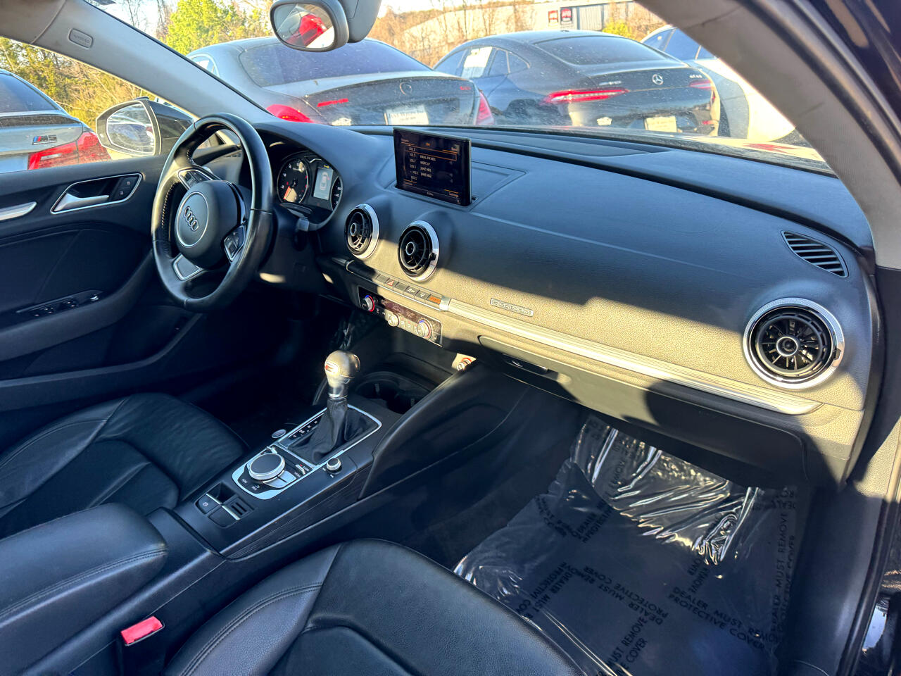 Vehicle image 21 of 85