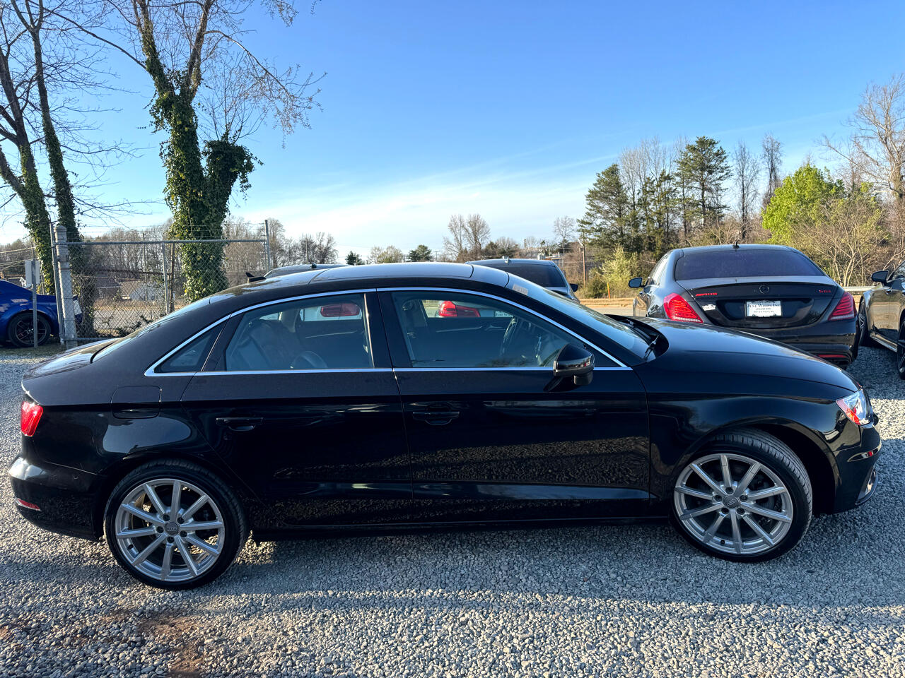 Vehicle image 14 of 85