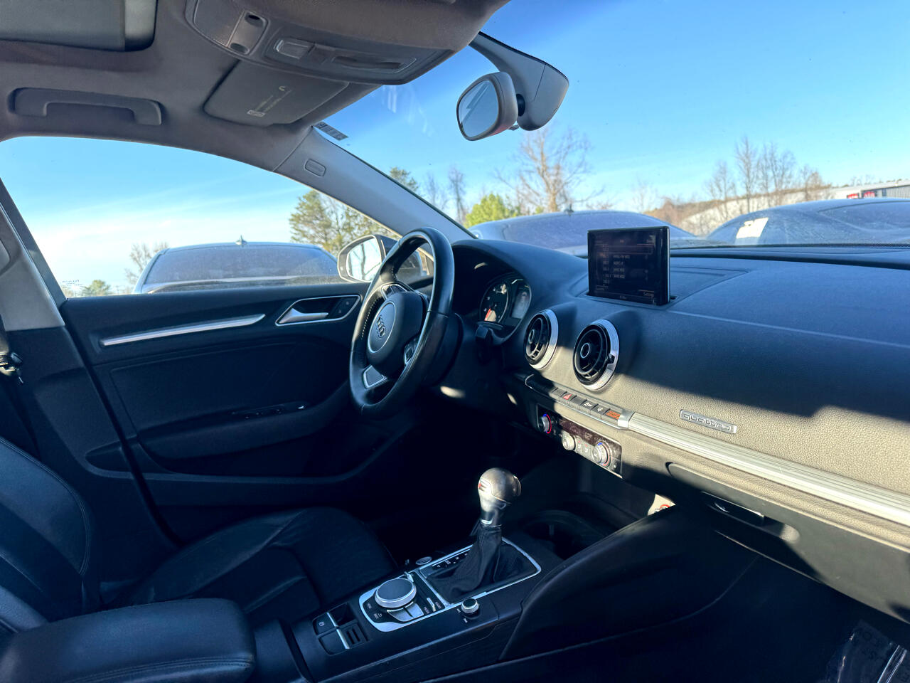 Vehicle image 25 of 85