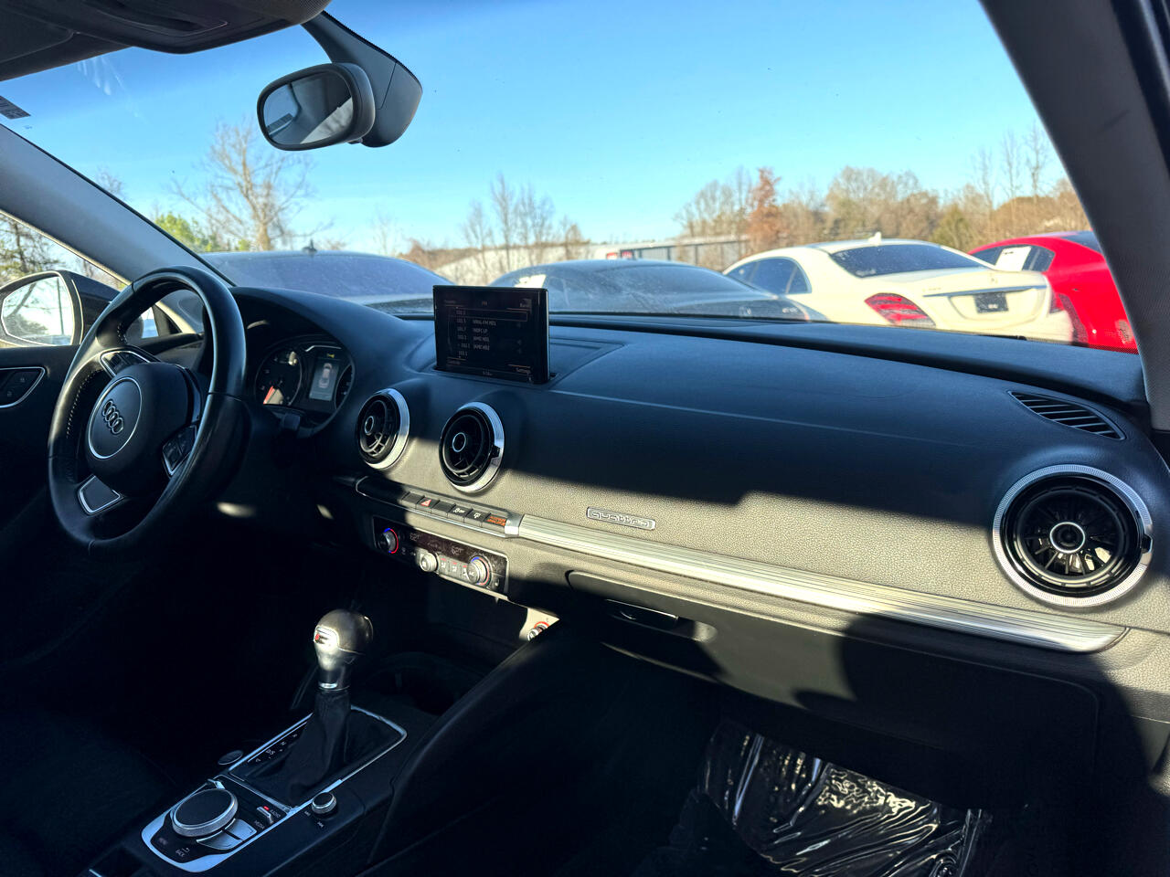 Vehicle image 29 of 85