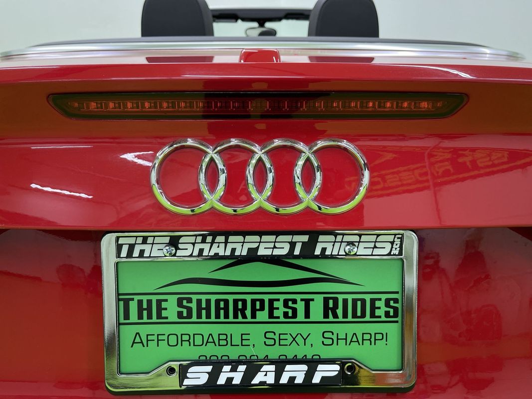 Vehicle image 26 of 28