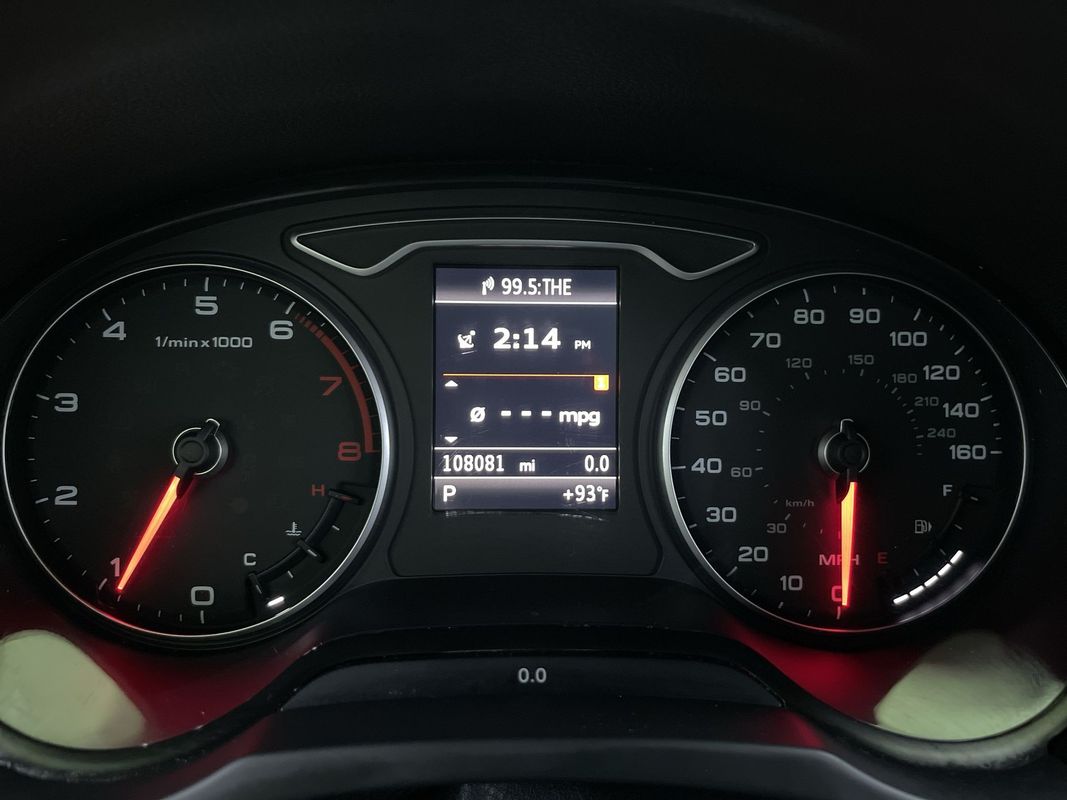 Vehicle image 18 of 29