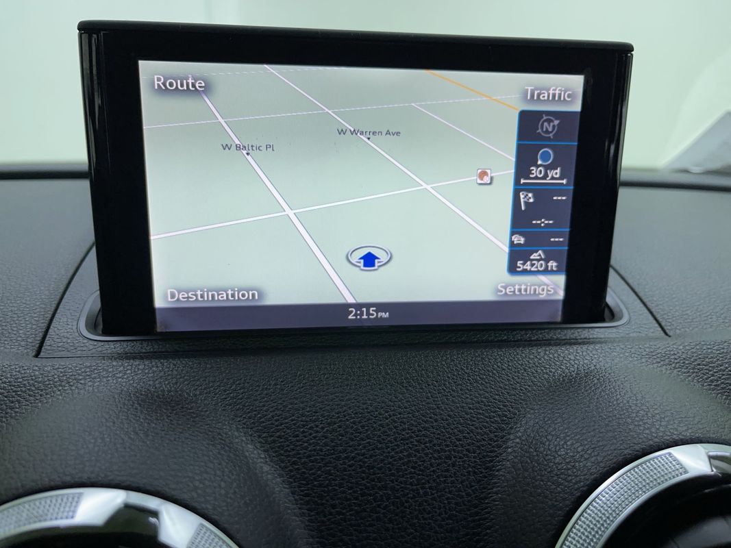 Vehicle image 21 of 29