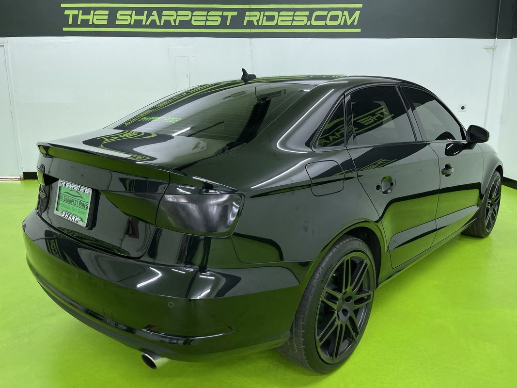 Vehicle image 6 of 29