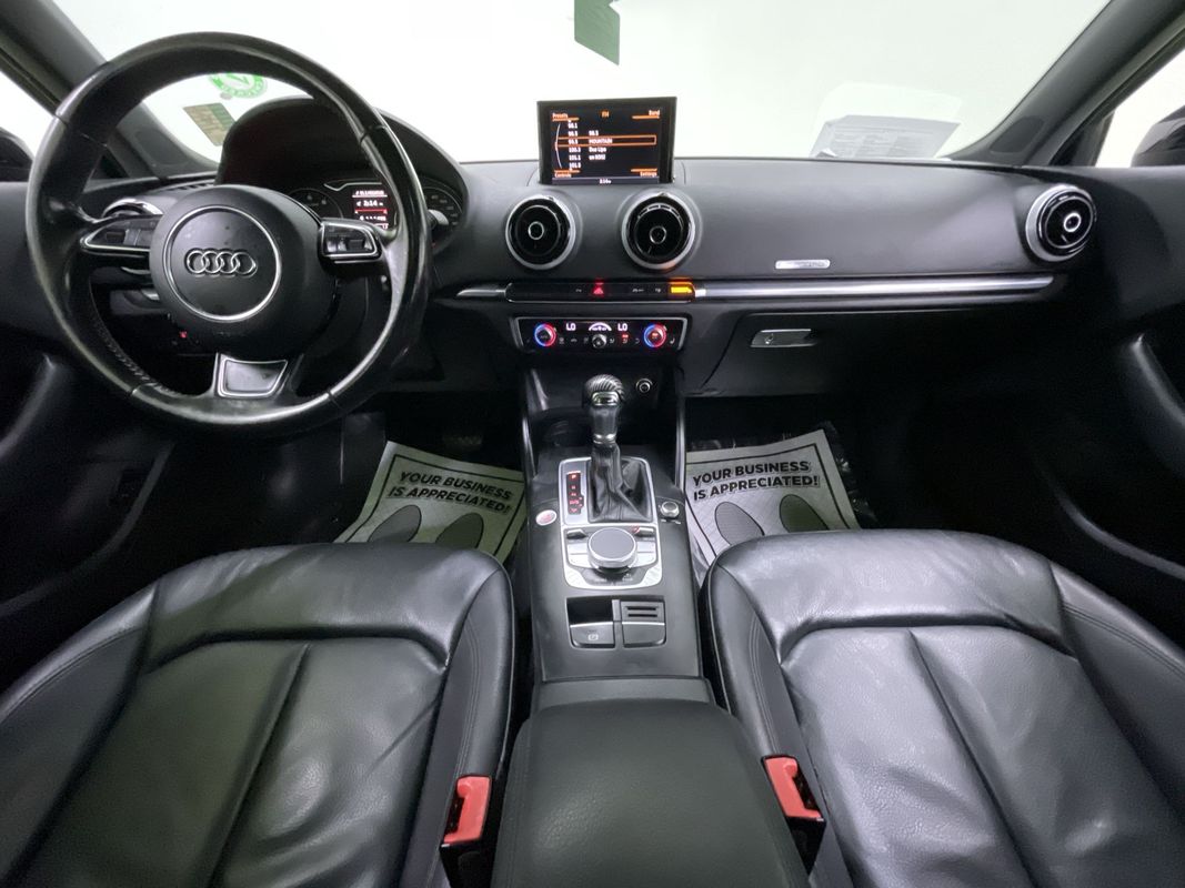 Vehicle image 16 of 29
